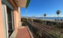 Quadrilocale fronte mare di 98 mq. circa. Termoautonomo. Ns. rif. 04-443
