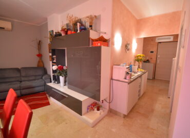 alt = attico ristrutturato