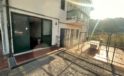 Piano terra con giardino quadrilocale ristrutturato. Taverna, garage e due posti auto privati. Ns. rif. 04-451