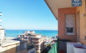 Attico con ampia terrazza vista mare/aperta a due passi dal mare ! Nostro rif. 02-585