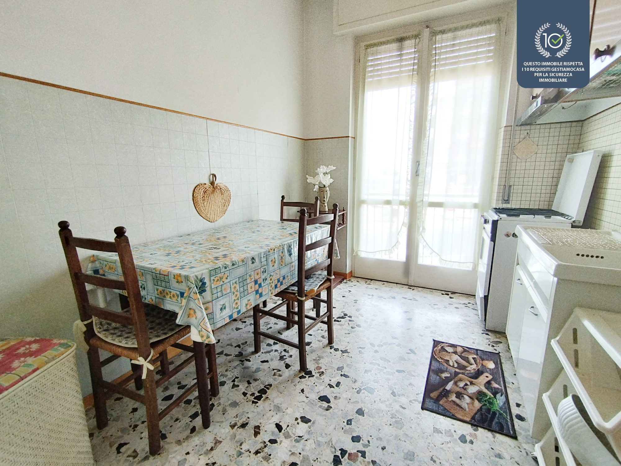 Bilocale vicino mare abitabile da subito ! Nostro rif. 02-583