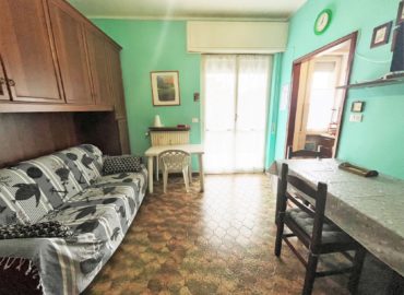 alt = Monolocale in affitto a Borghetto S. Spirito